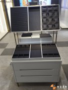 标赢展柜厂家打造出不同工艺的烤漆展柜
